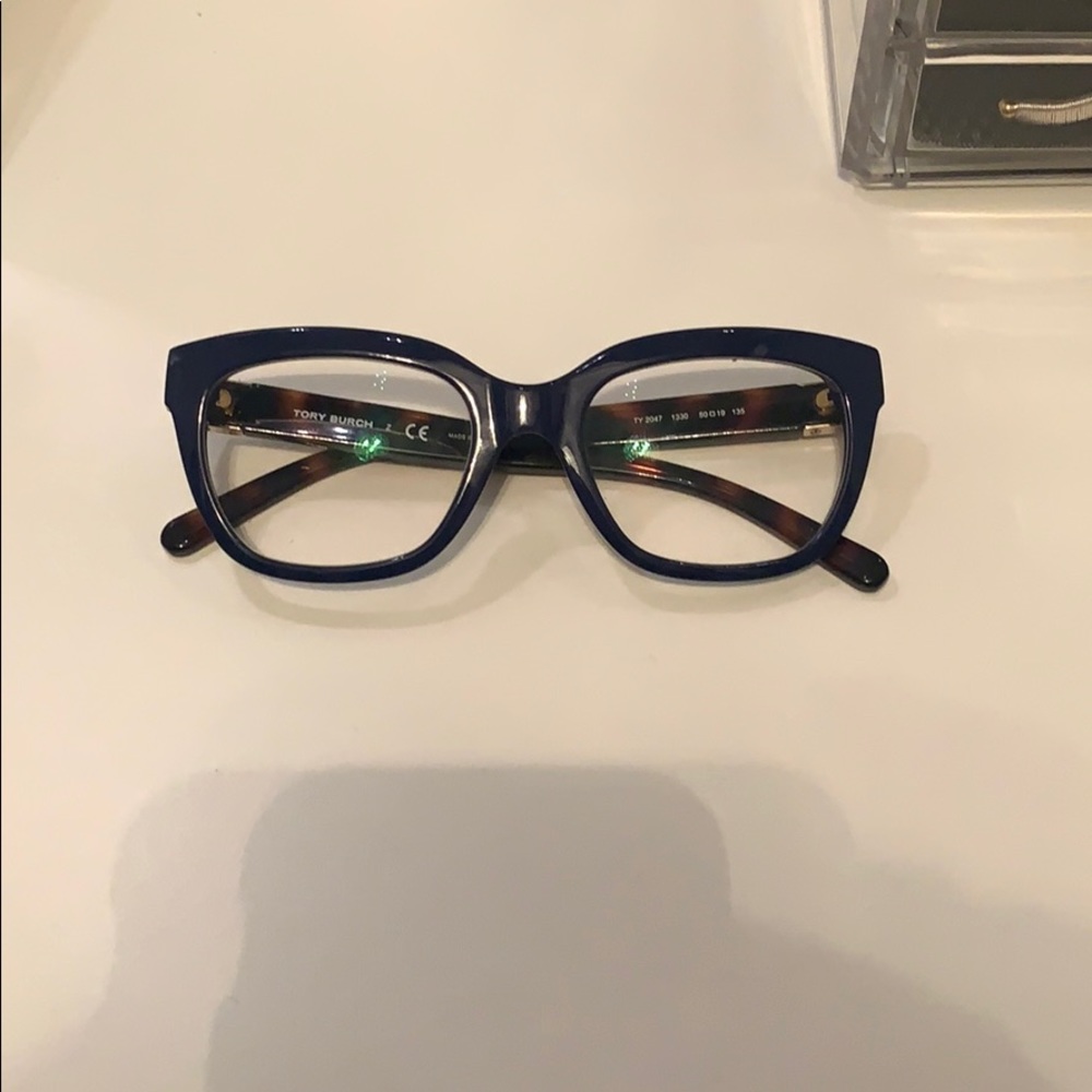 Eyeglasses